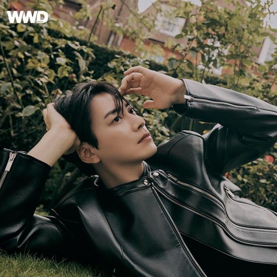 Latest photo of Lee Joonhyuk