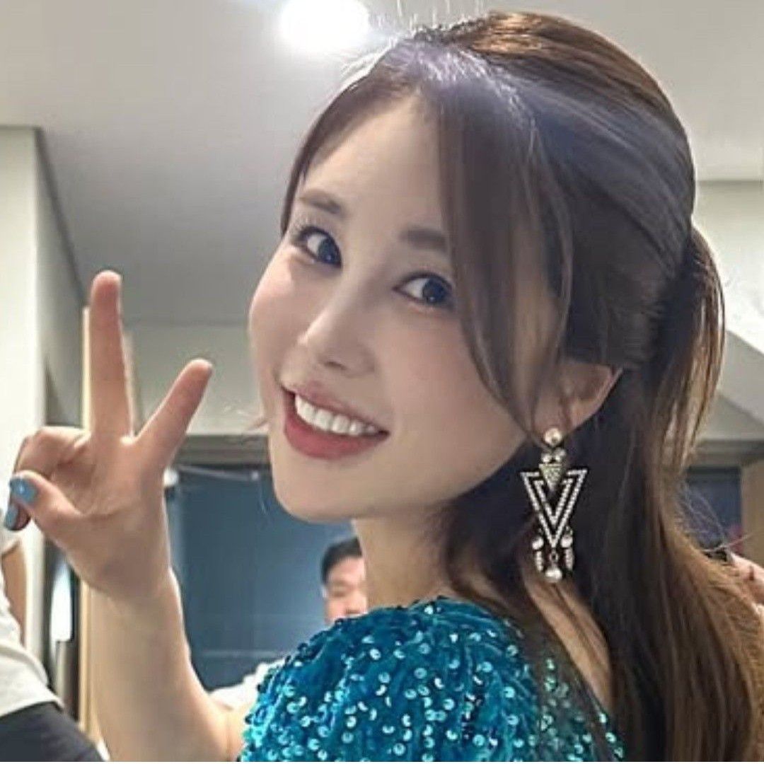 Latest photo of Kim Soyou