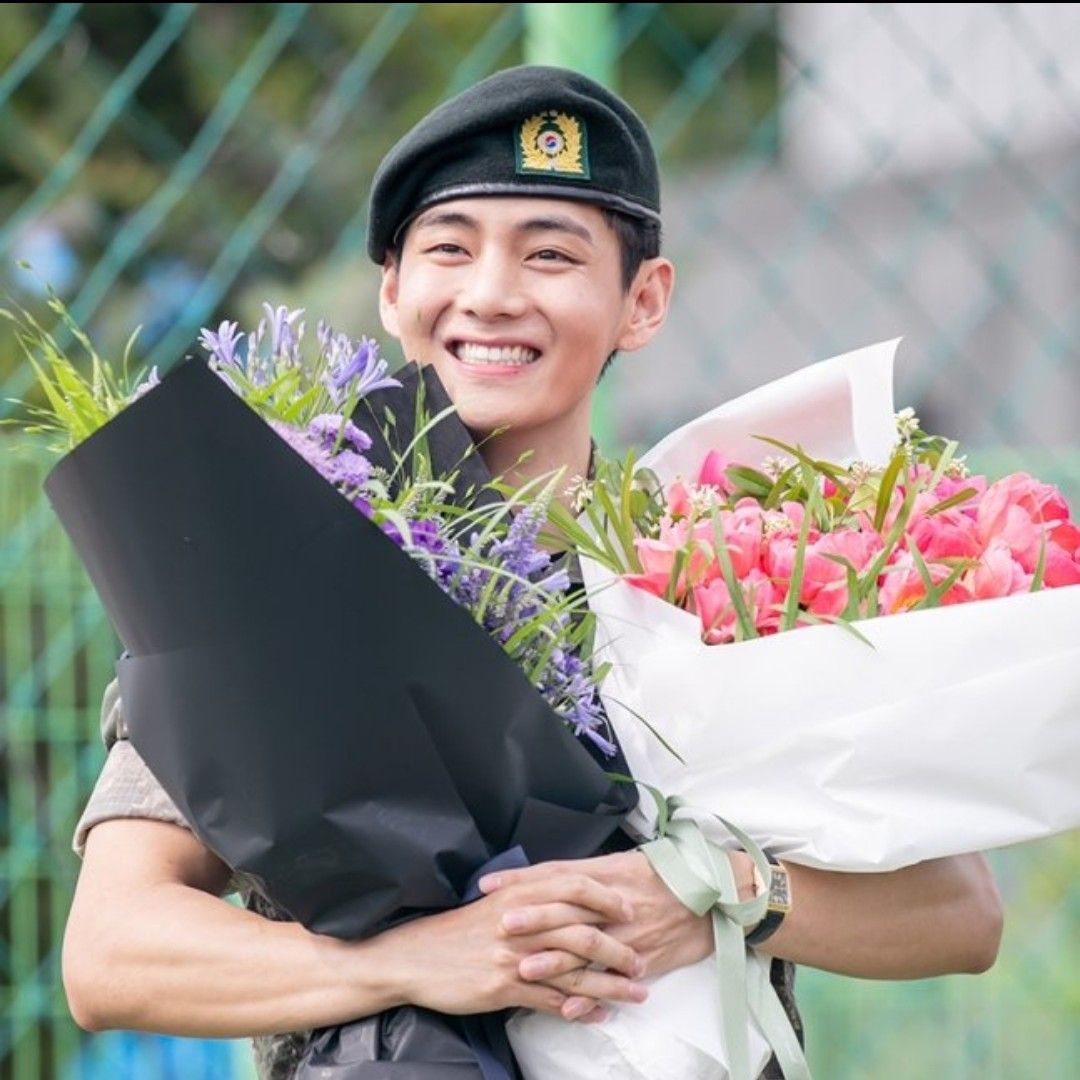 Behind-the-scenes cut of Kim Taehyung (V)