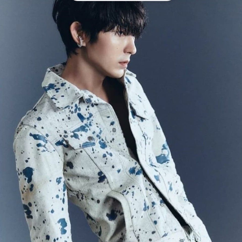 A moment captured by a fan of Lee Joongi