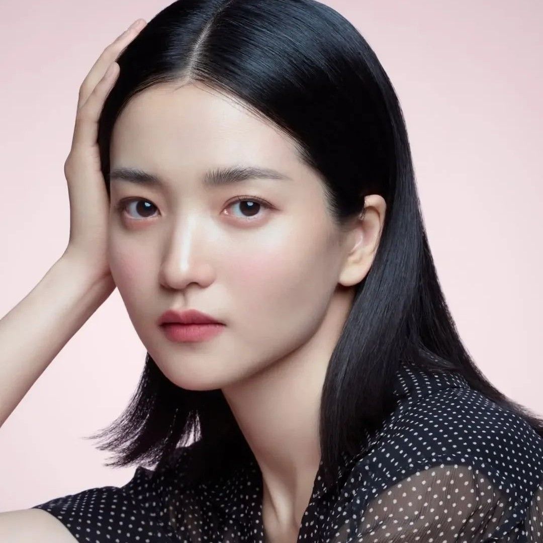 Behind-the-scenes cut of Kim Taeri