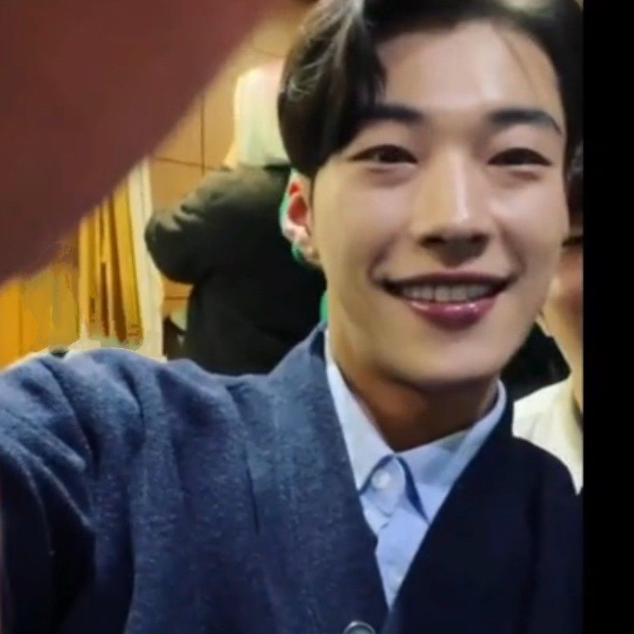 Recent activity shot of Woo Dohwan
