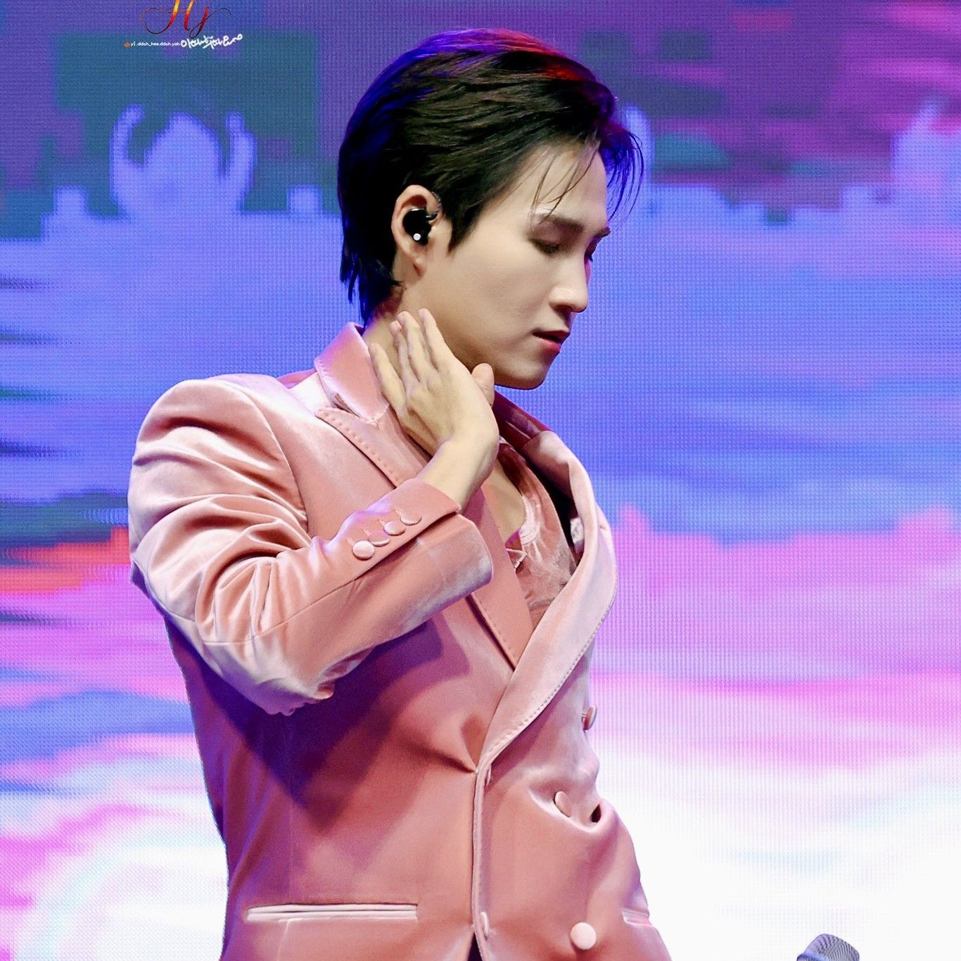 粉絲拍下的金熙栽瞬間