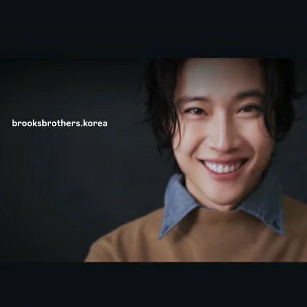 Behind-the-scenes cut of Lee Jongwon