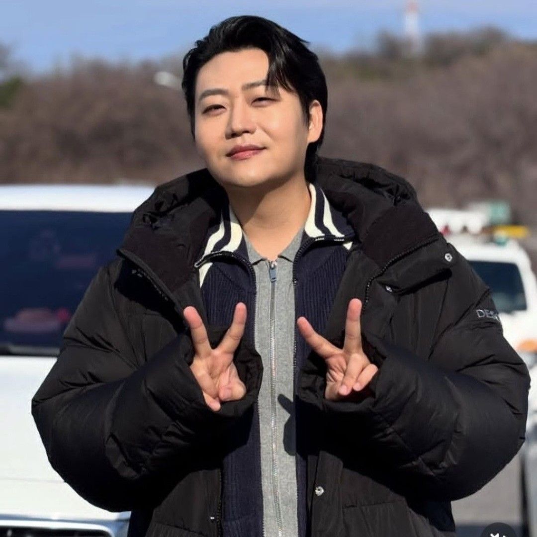 Behind-the-scenes cut of Min Soohyun