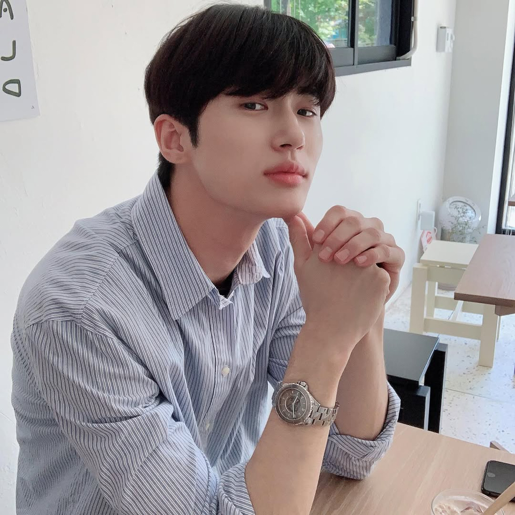 변우석의 비하인드 컷