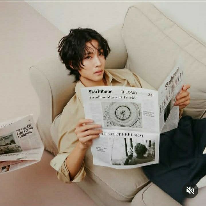 Behind-the-scenes cut of Lee Jongwon
