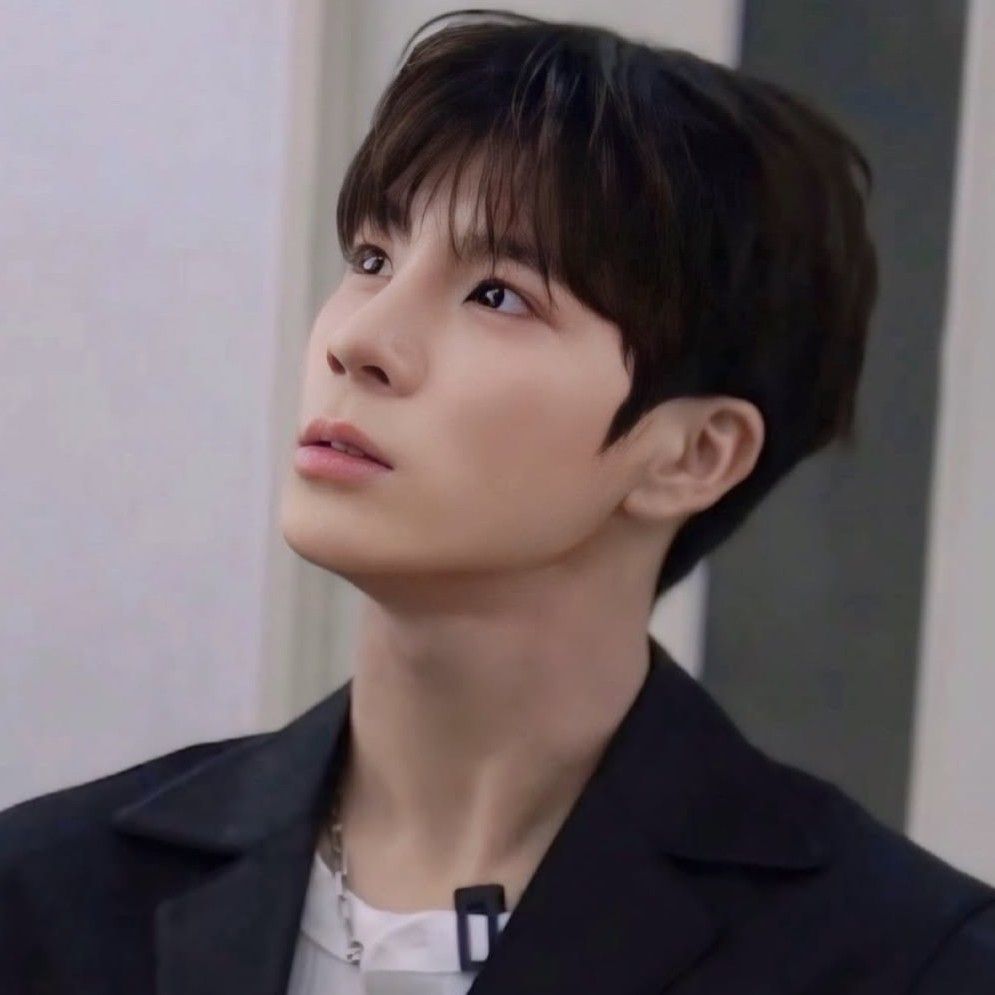 Foto kegiatan terbaru dari Jeong Dongwon