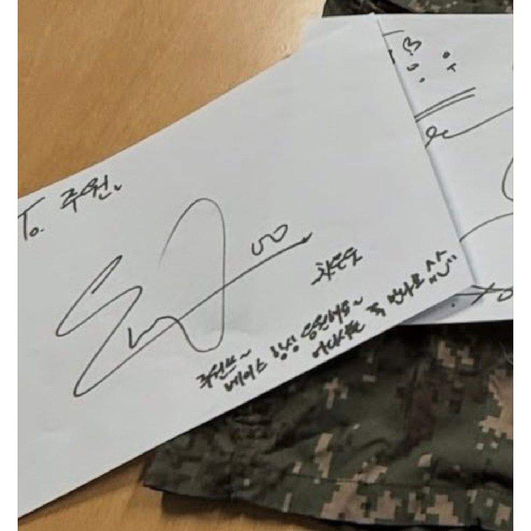 Recent activity shot of Cha Eunwoo