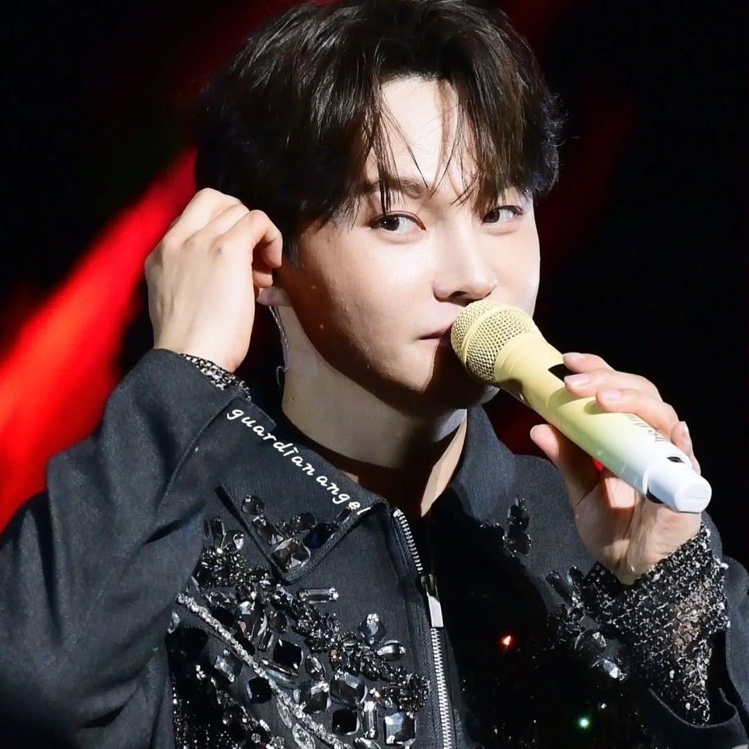 Behind-the-scenes cut of Park Seojin