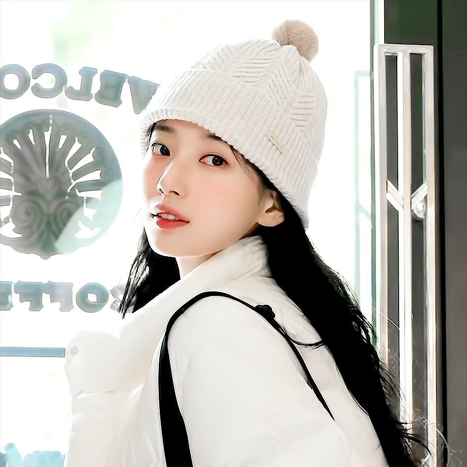 A moment captured by a fan of Bae Suzy