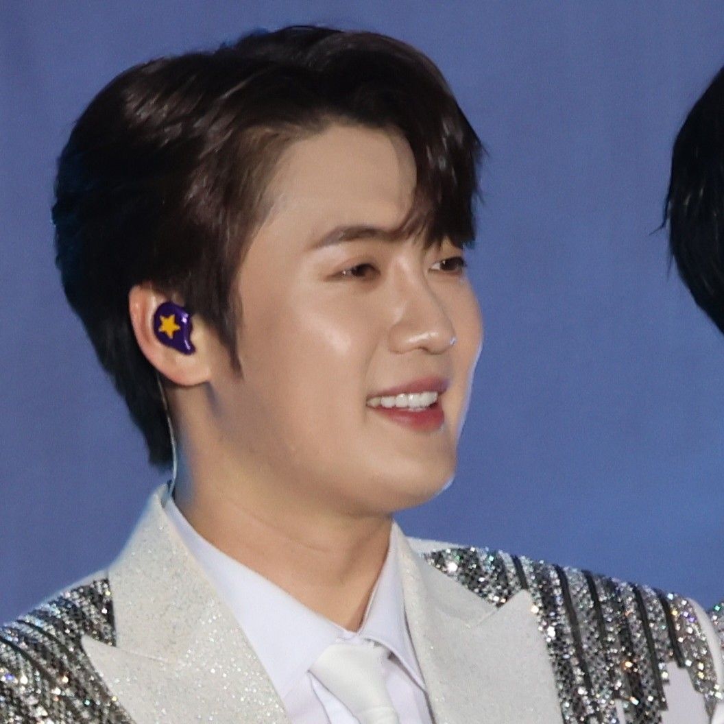 Recent activity shot of Son Binah