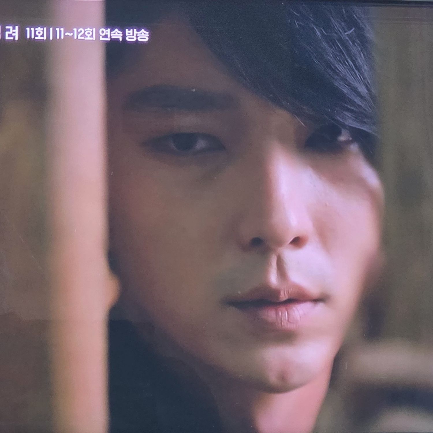 Behind-the-scenes cut of Lee Joongi