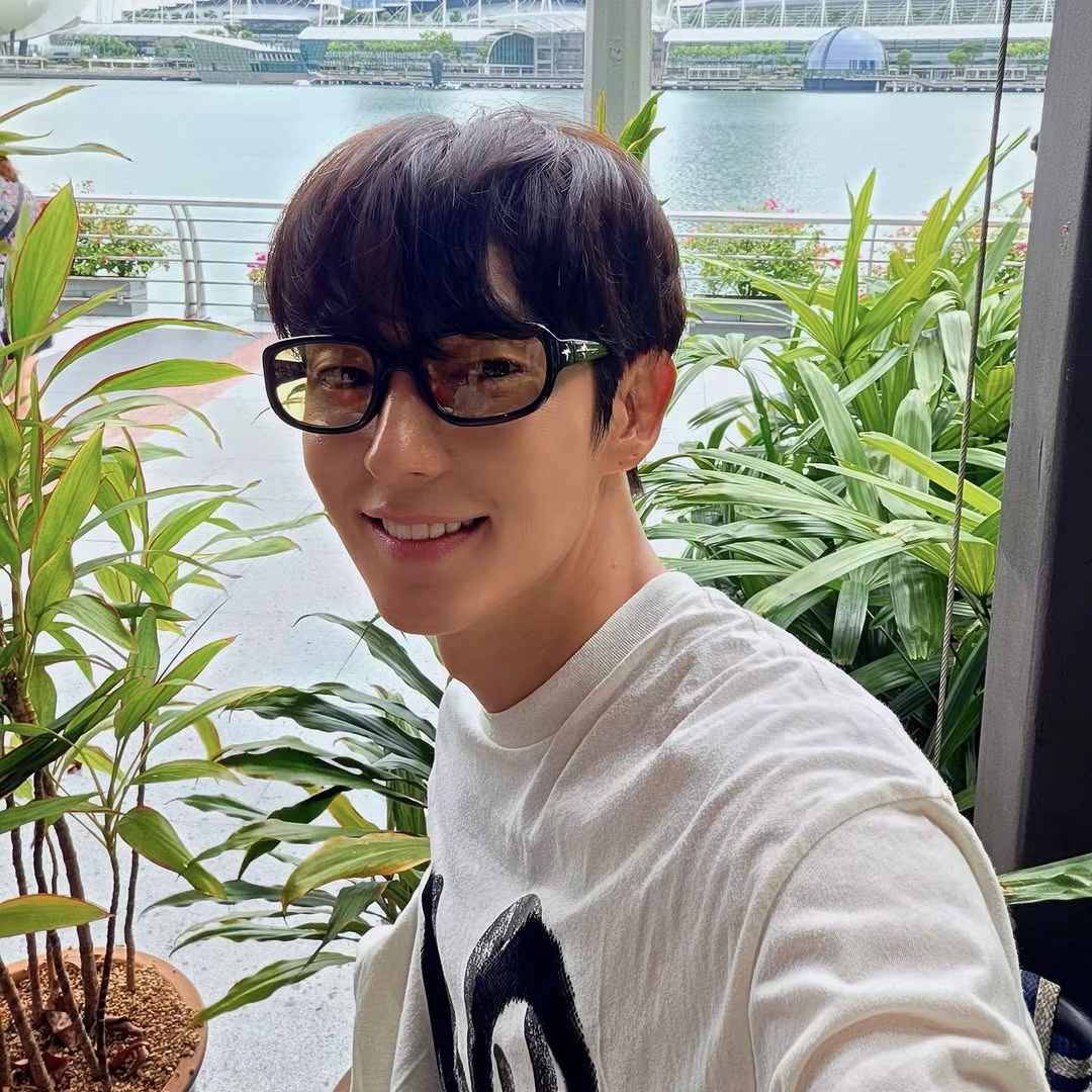 Latest photo of Lee Joongi