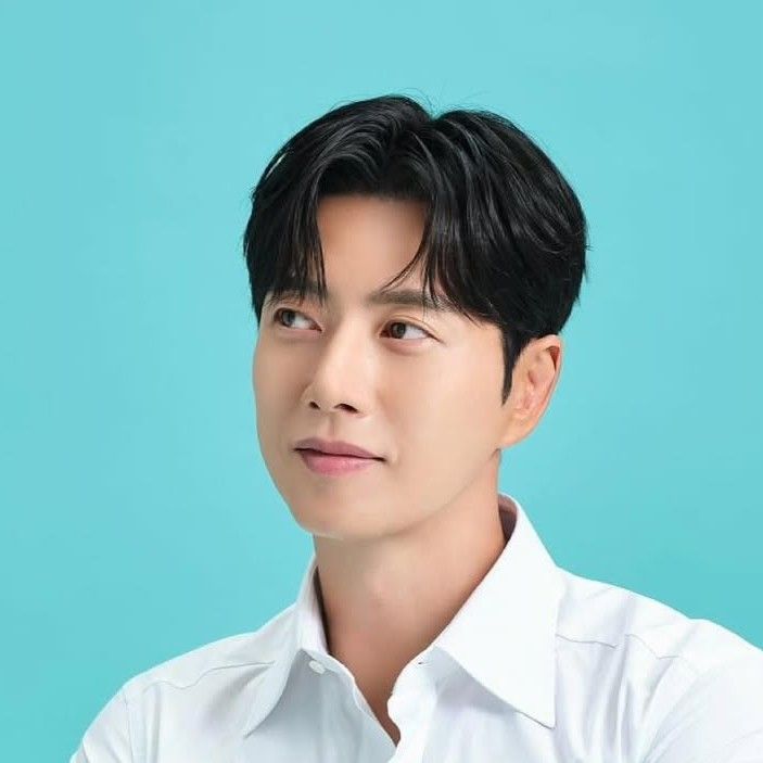 Latest photo of Park Haejin