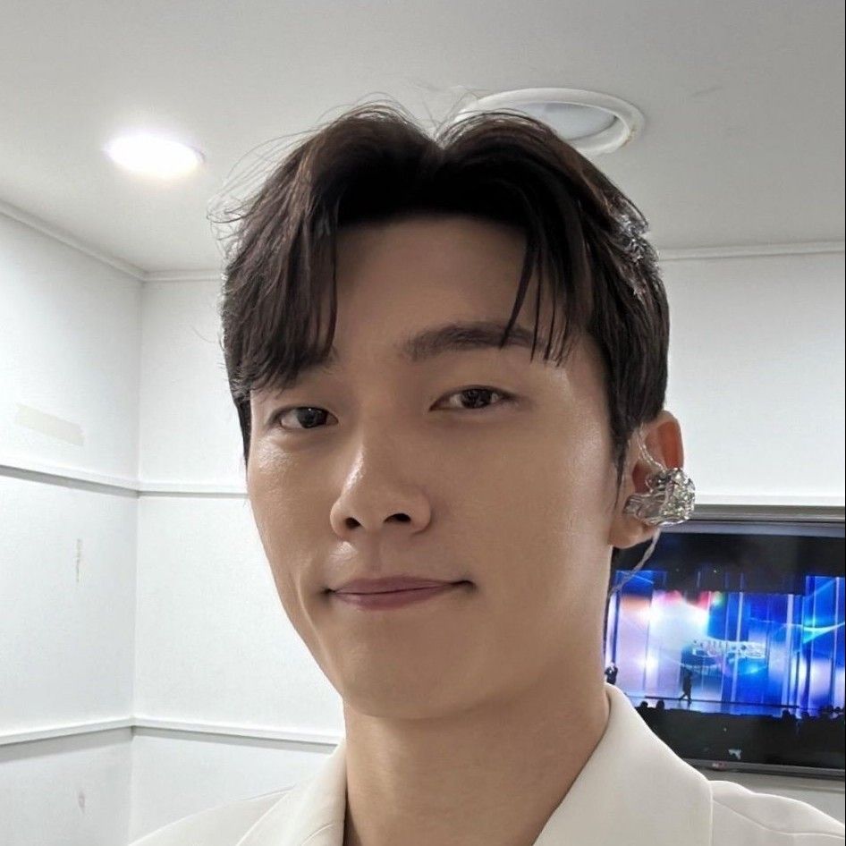 Recent activity shot of Jeon Jonghyeok