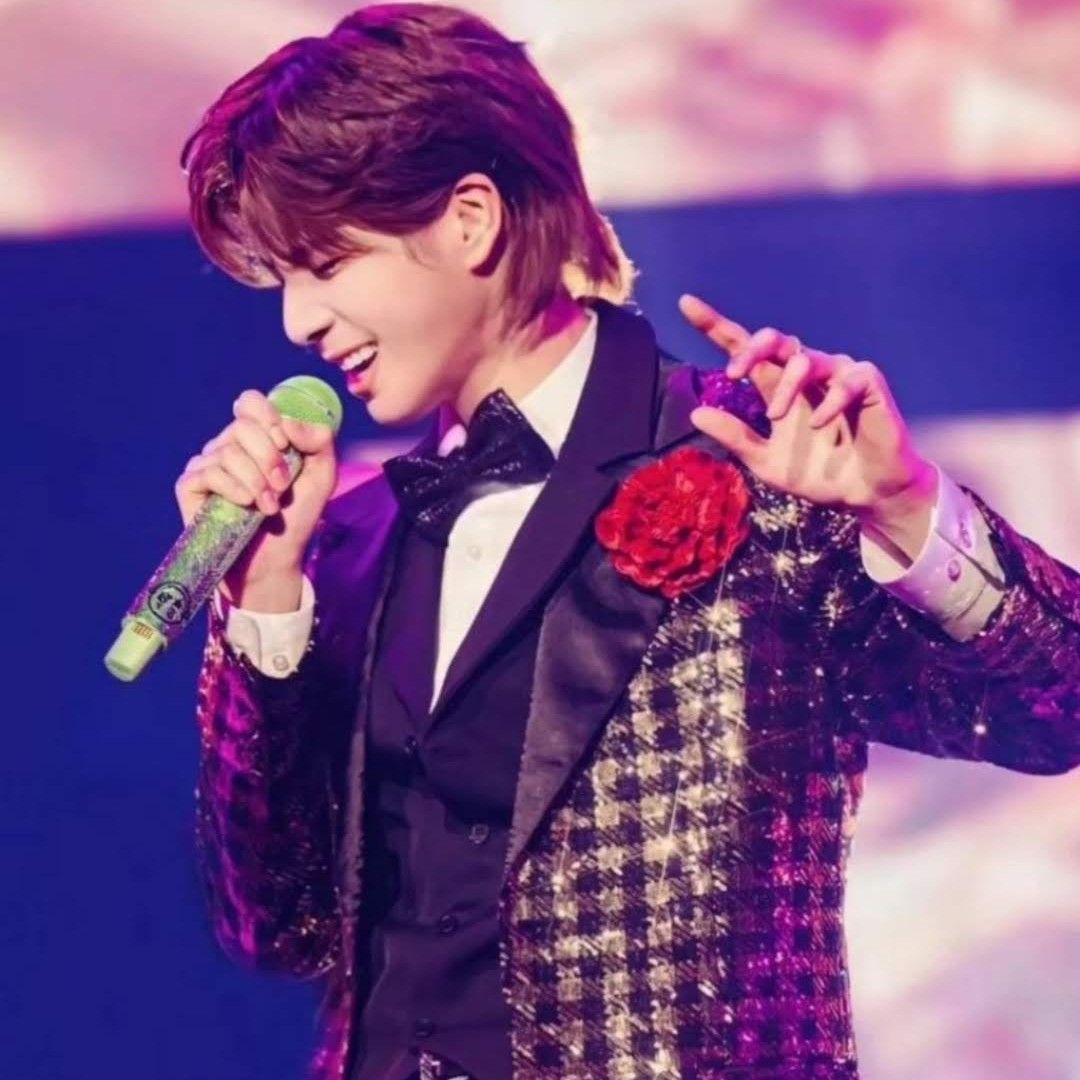 A moment captured by a fan of Jeong Dongwon