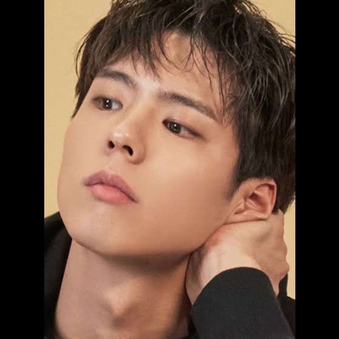 Recent activity shot of Park Bogum