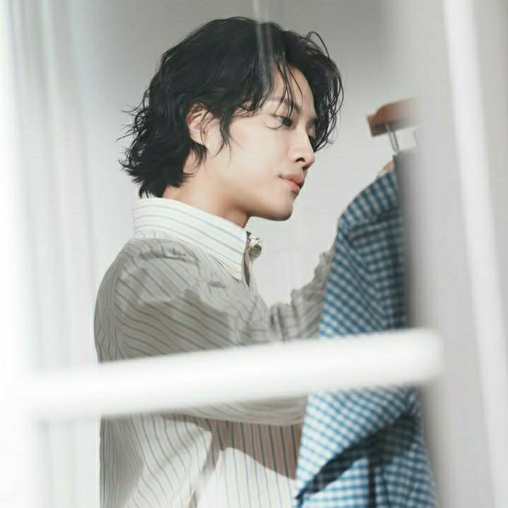 Latest photo of Lee Jongwon