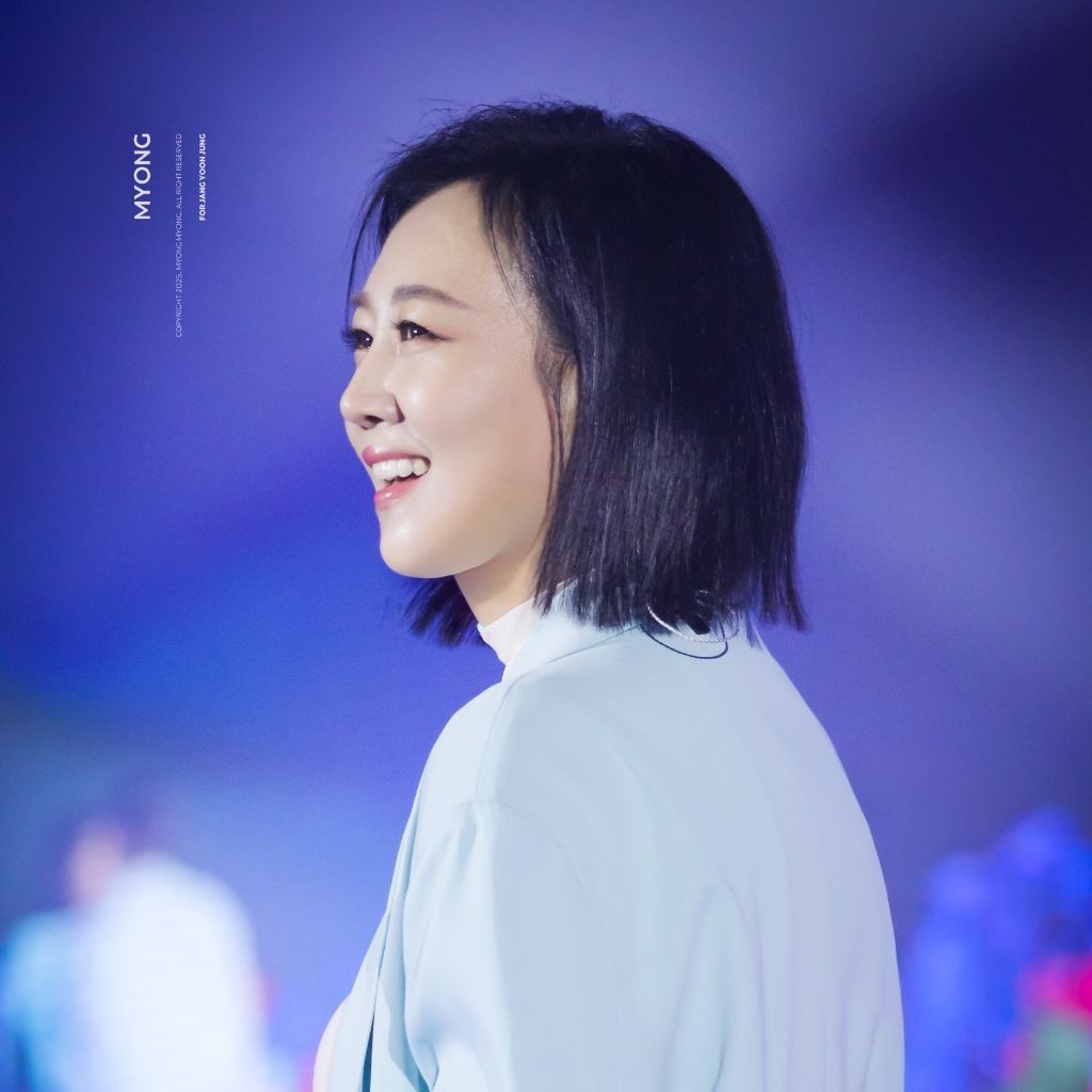 Behind-the-scenes cut of Jang Yoonjeong