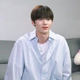 Behind-the-scenes cut of Hwang Minhyun