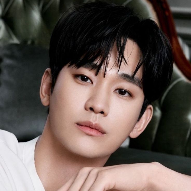 Latest photo of Kim Soohyun