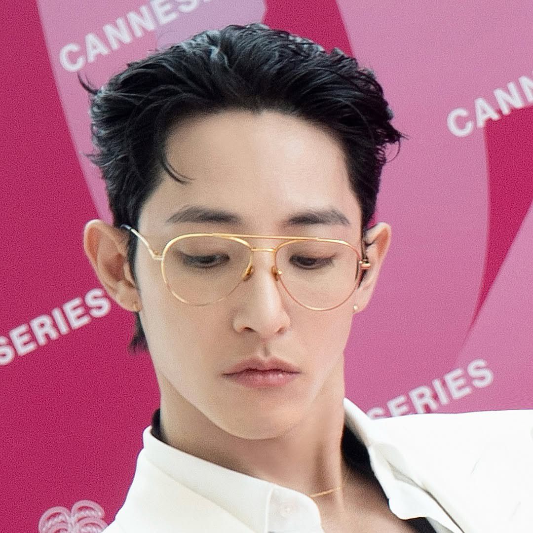 A moment captured by a fan of Lee Soohyuk