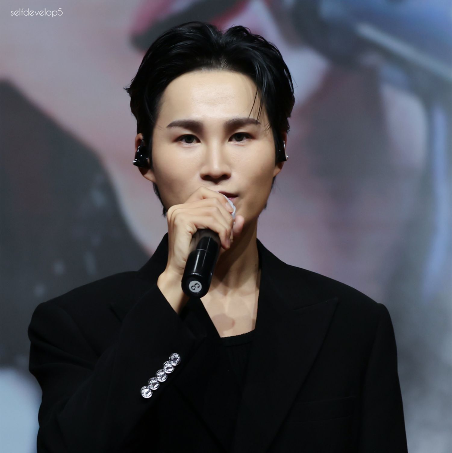 Momen yang diabadikan oleh penggemar Kim Heejae