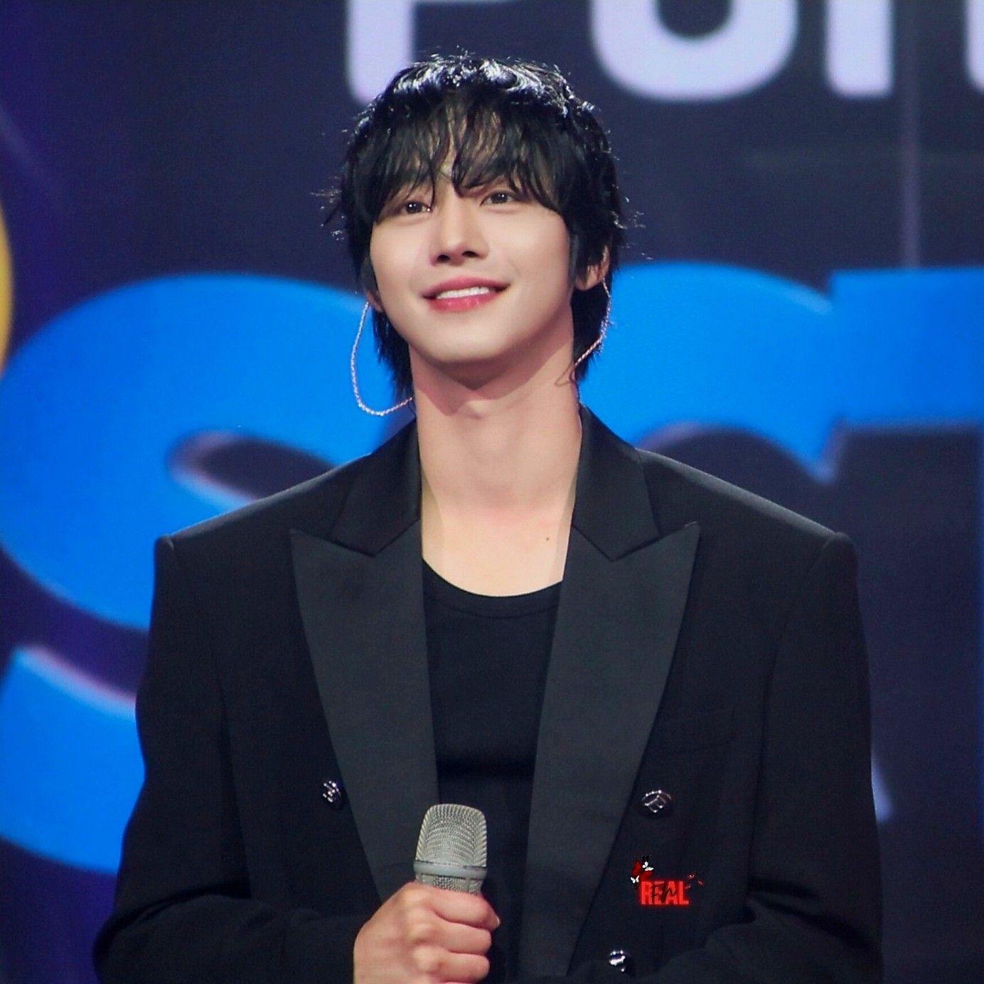 Behind-the-scenes cut of Ahn Hyoseop