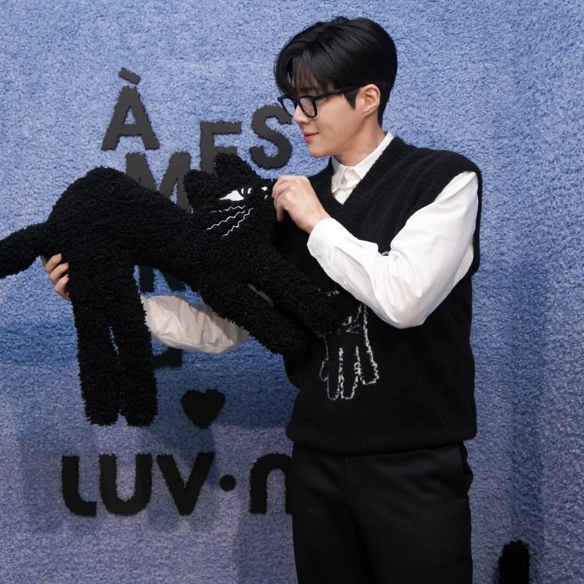 Cuplikan di balik layar dari Kim Seonho