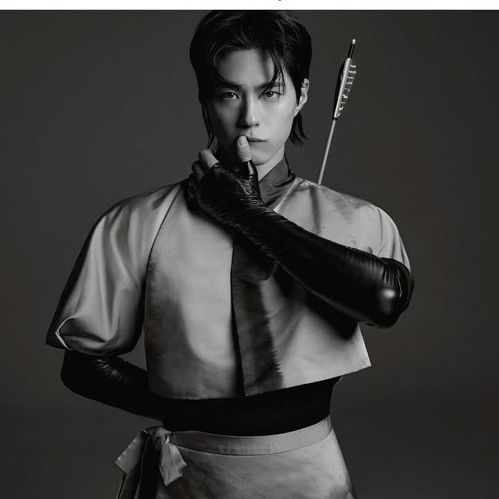 Recent activity shot of Park Bogum