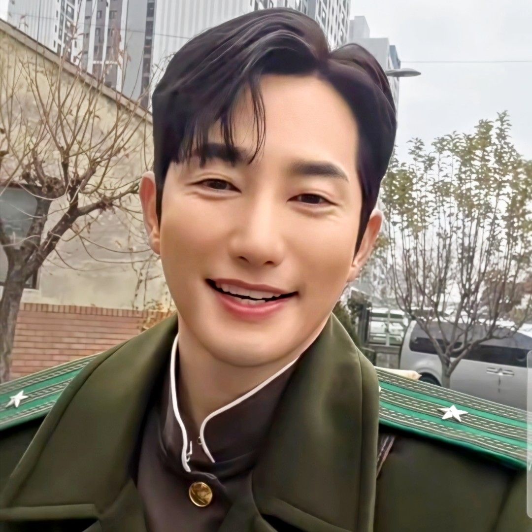 Recent activity shot of Park Sihoo