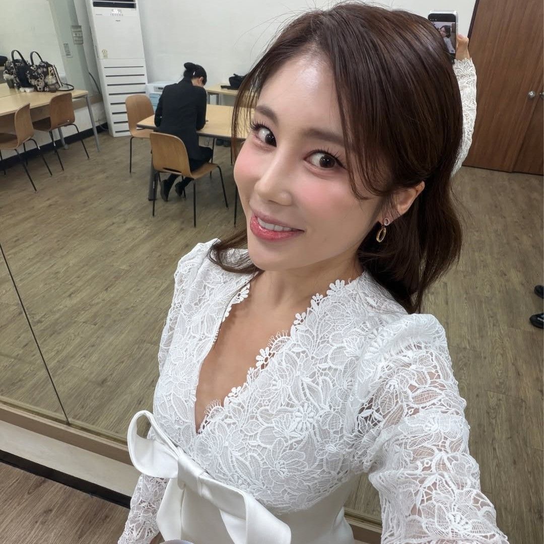 Latest photo of Kim Soyou