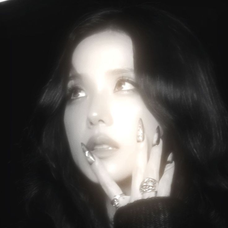 ジス (1995)の最新写真