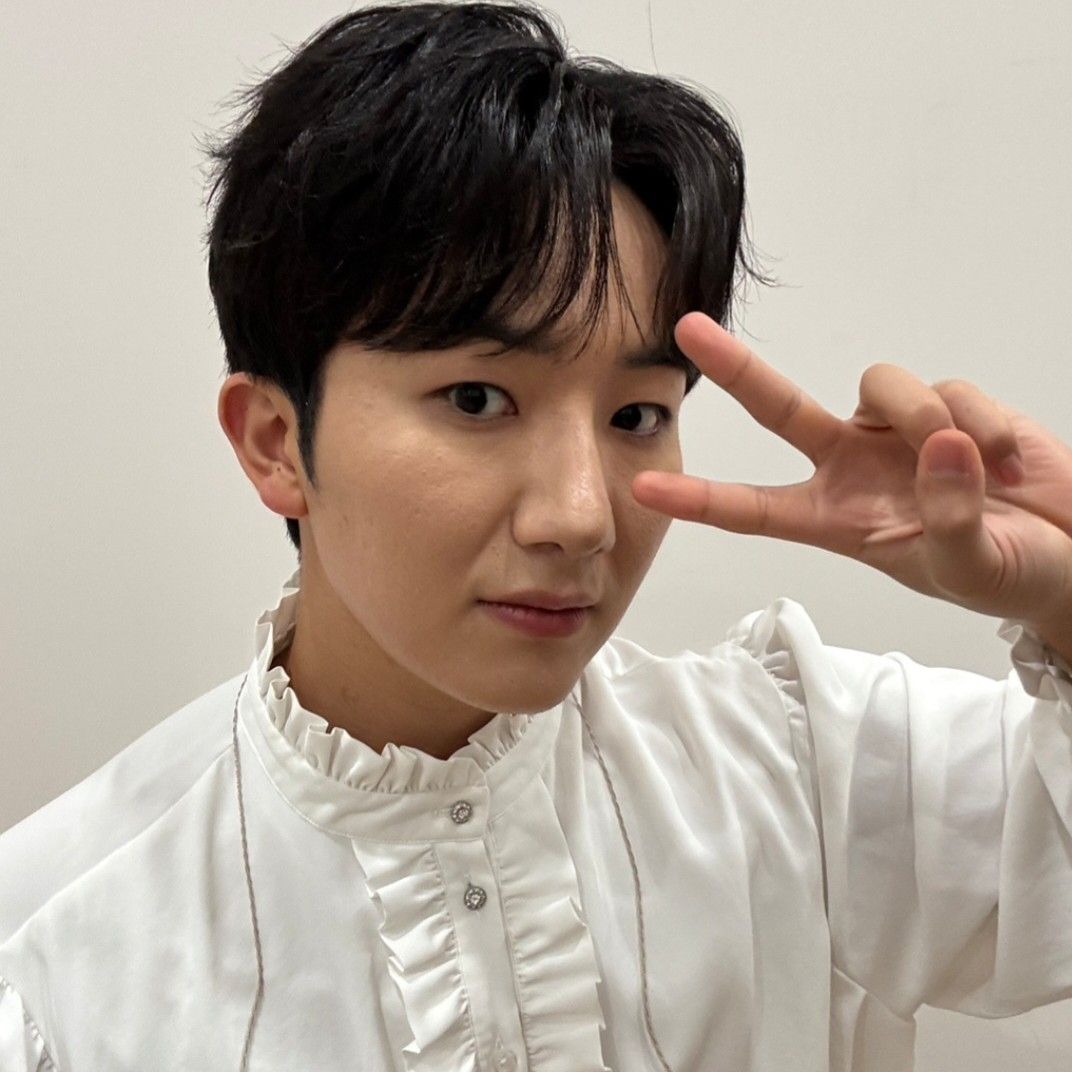 Behind-the-scenes cut of Nam Seungmin