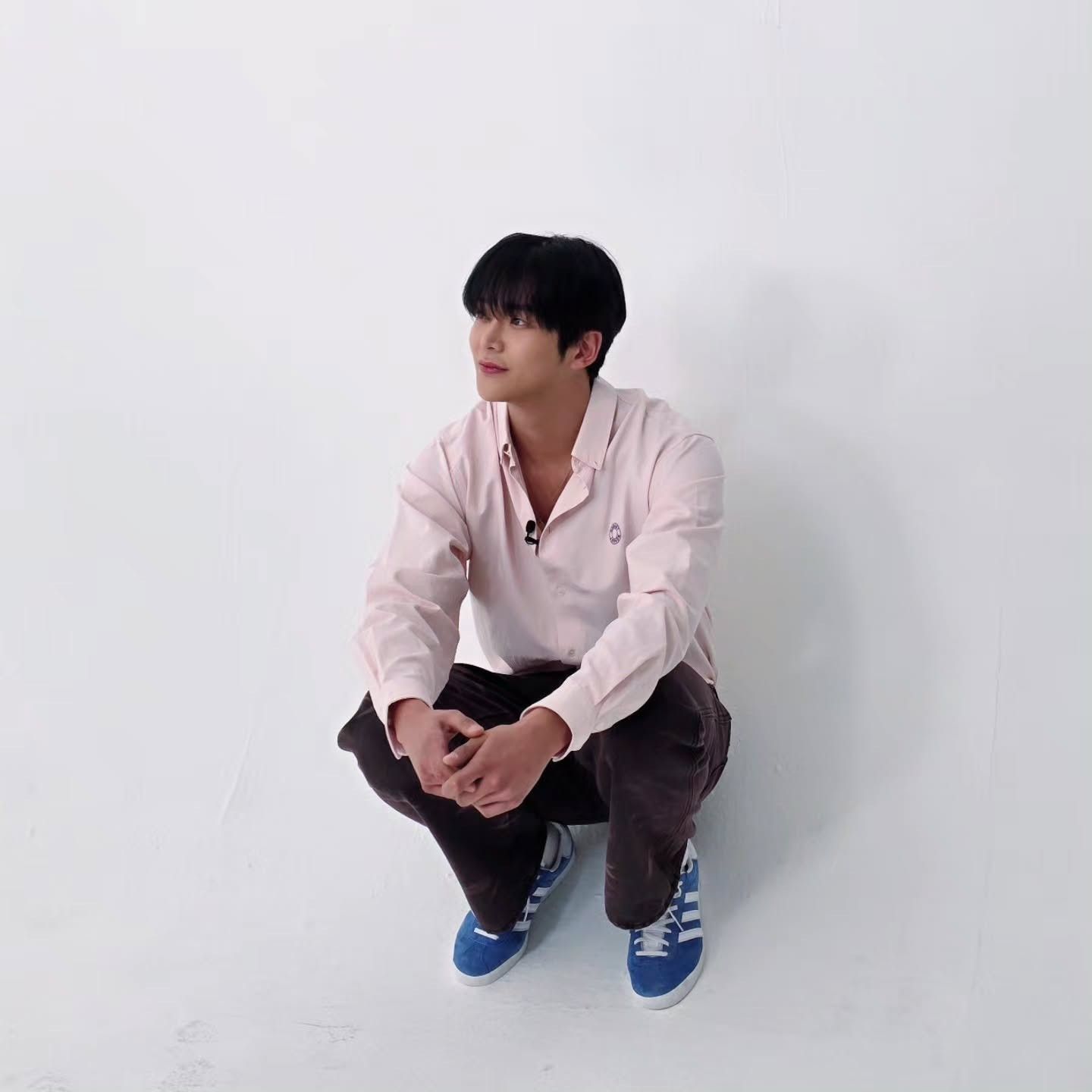 A moment captured by a fan of Rowoon