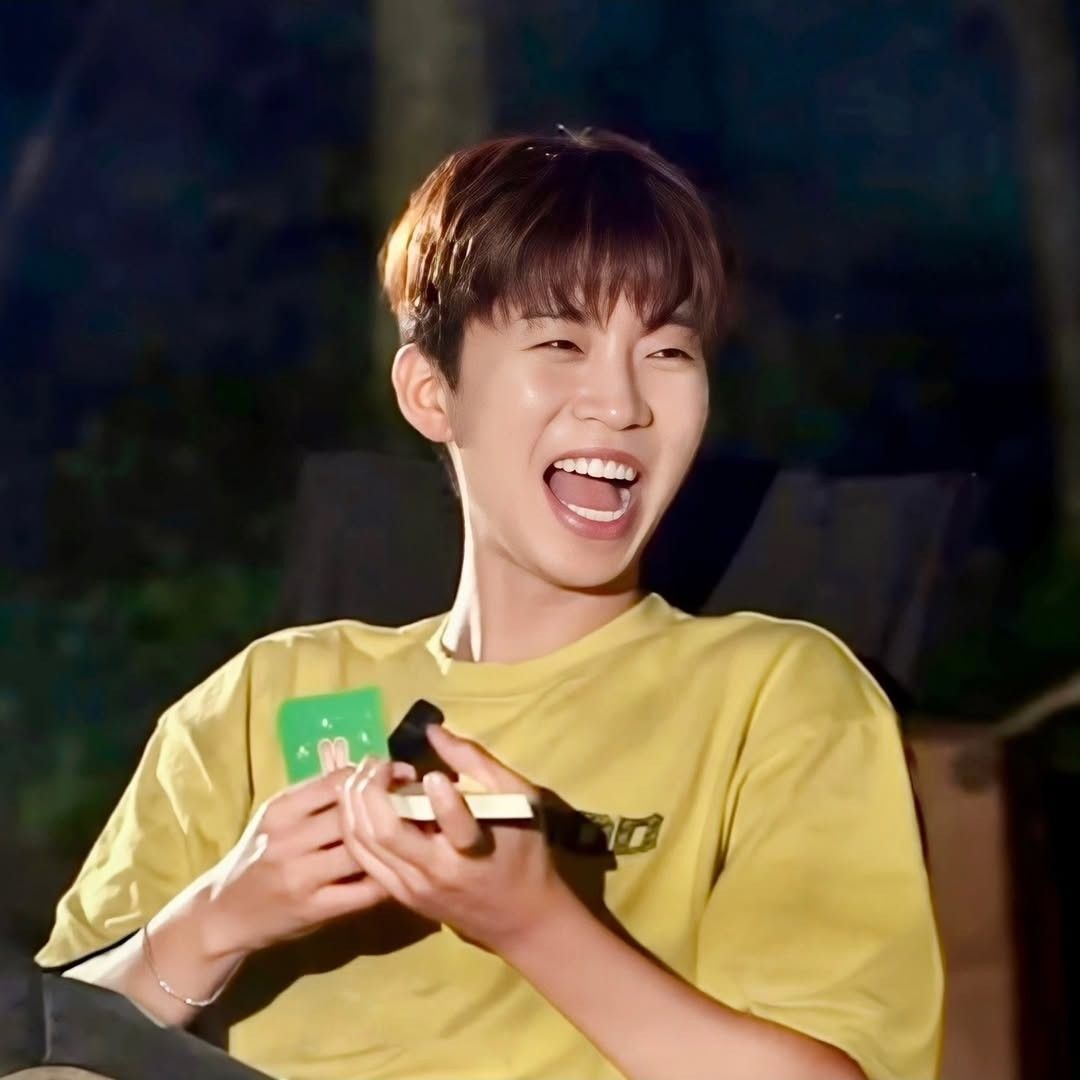 Foto kegiatan terbaru dari Lim Youngwoong