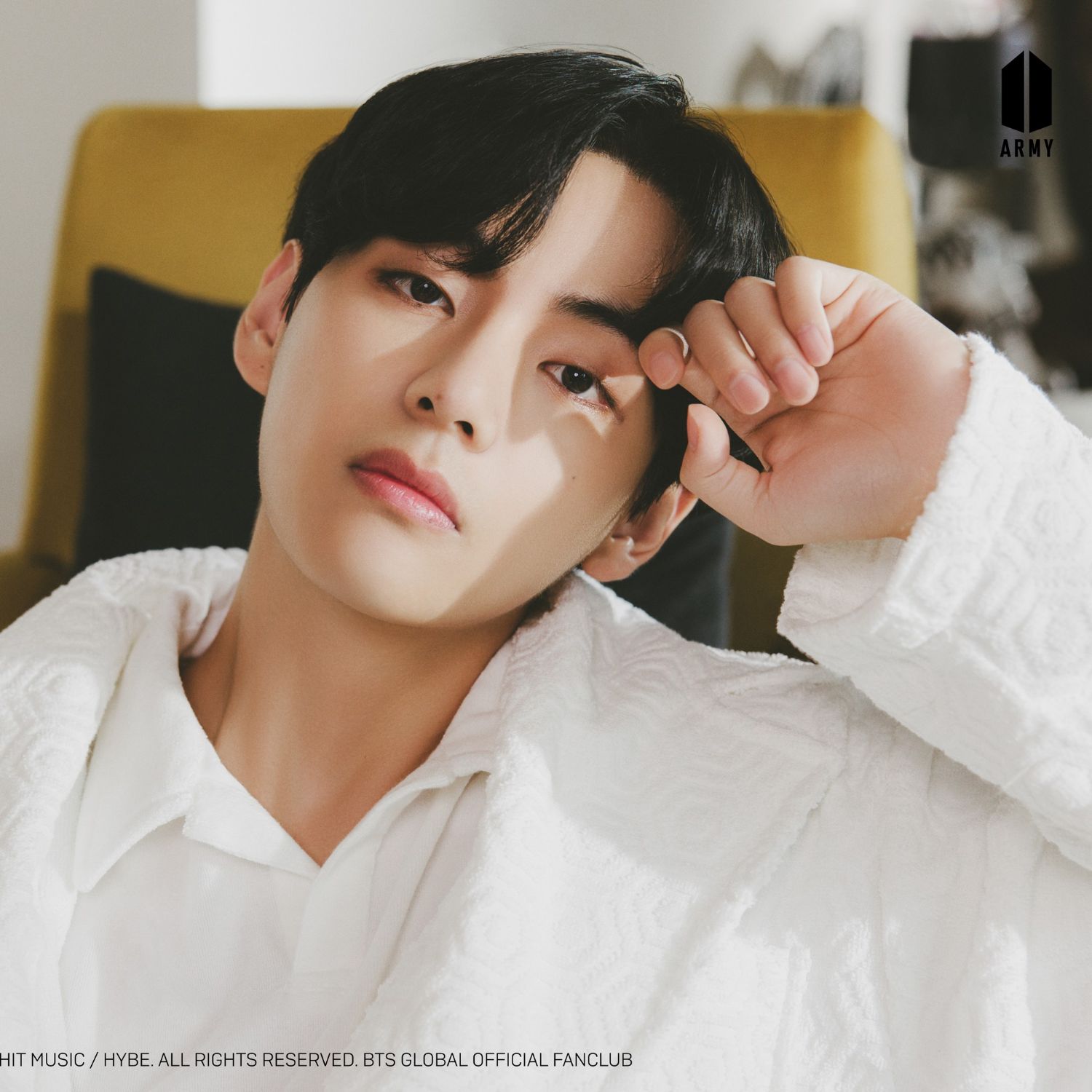 Behind-the-scenes cut of Kim Taehyung (V)