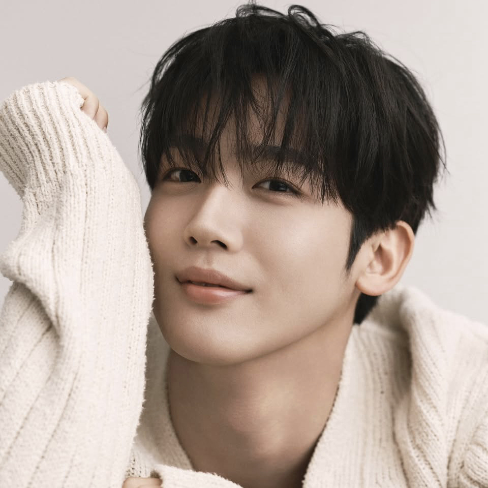 Latest photo of Kim Yohan