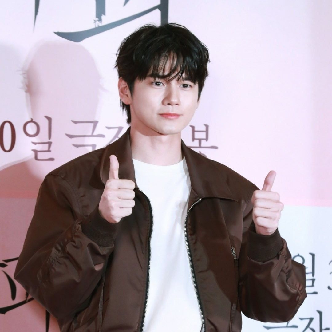 Recent activity shot of Ong Seongwu