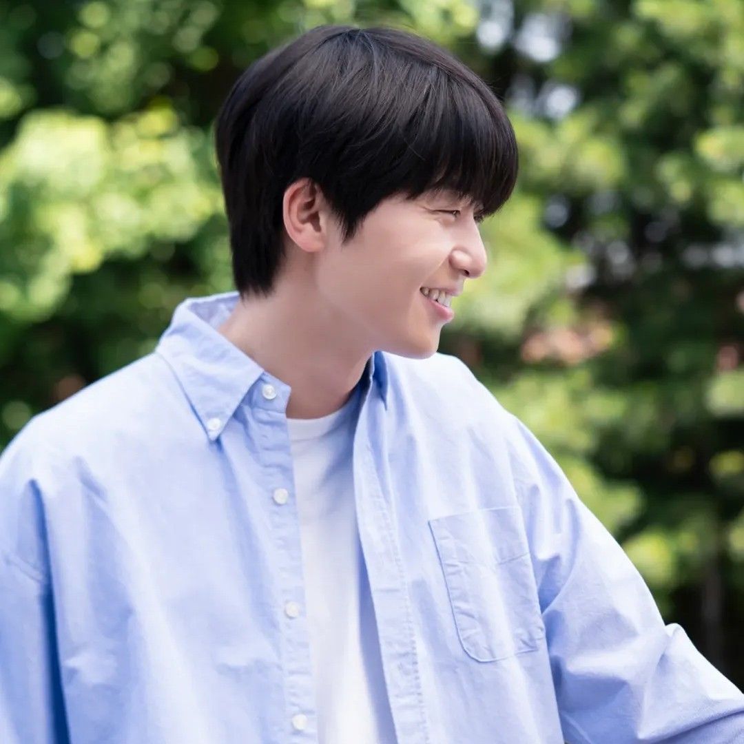 Latest photo of Park Seojoon