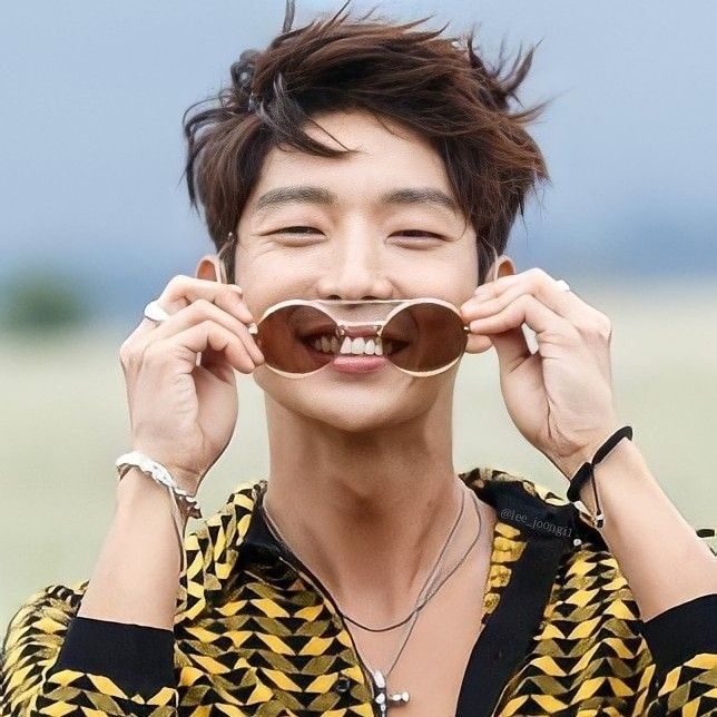 Cuplikan di balik layar dari Lee Joongi