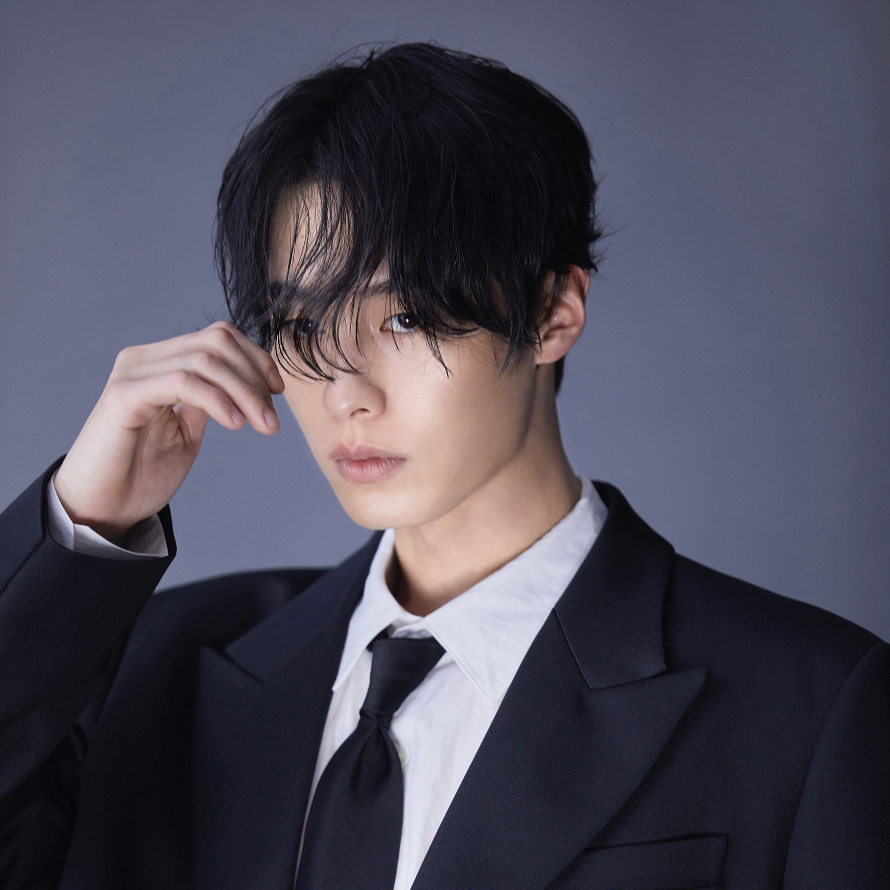 Behind-the-scenes cut of Lee Jaewook