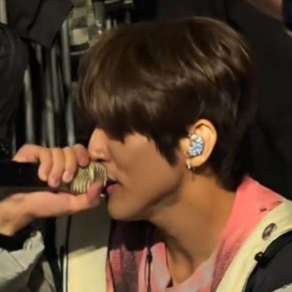 李承允的最新照片