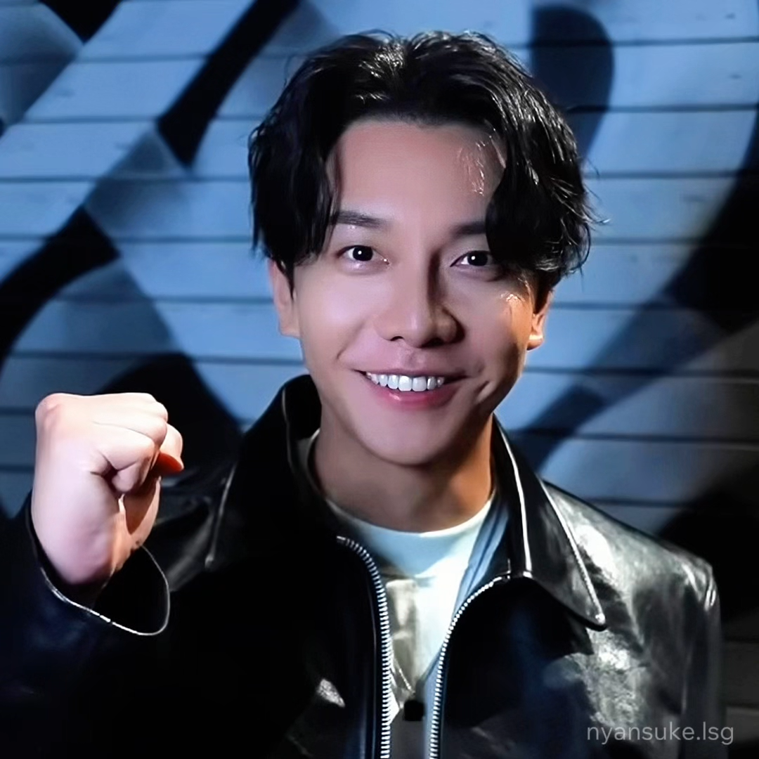 Momen yang diabadikan oleh penggemar Lee Seunggi