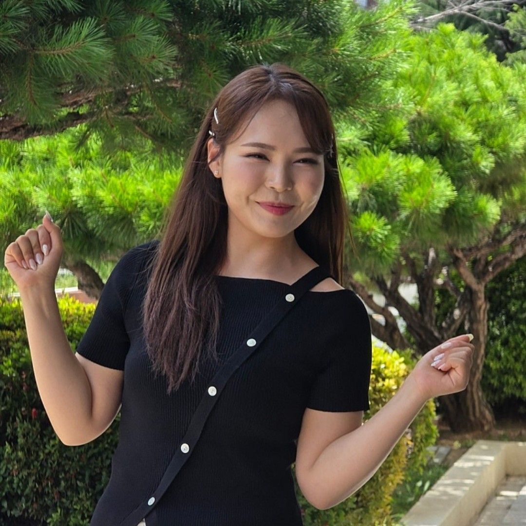 Latest photo of Miss Kim