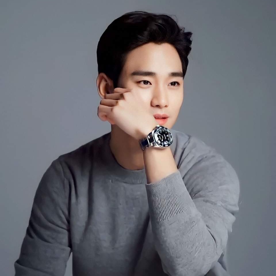 Recent activity shot of Kim Soohyun