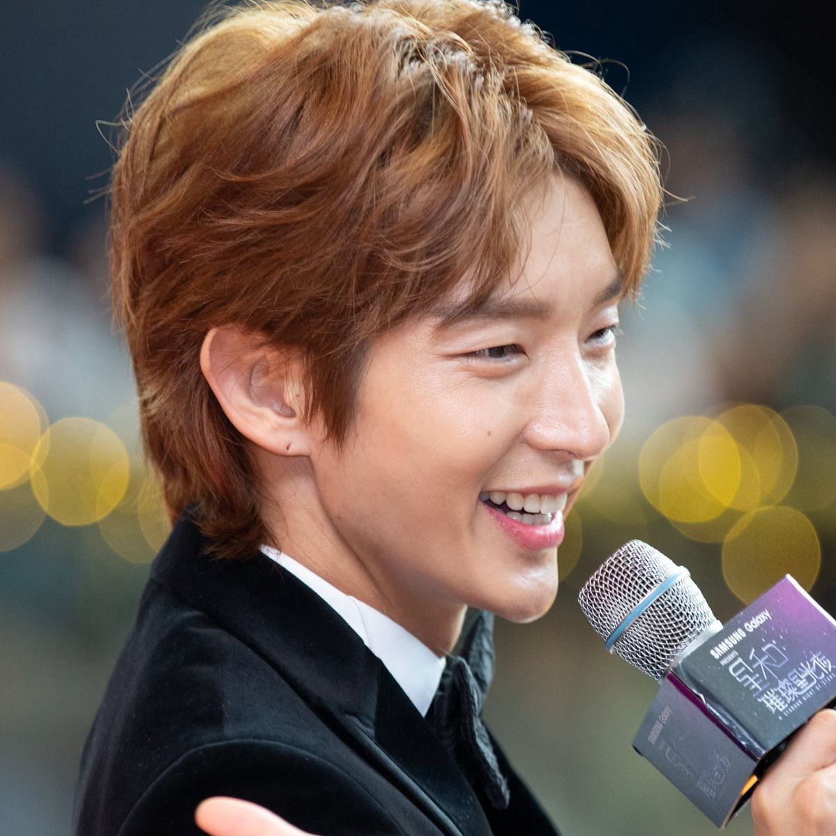 Behind-the-scenes cut of Lee Joongi