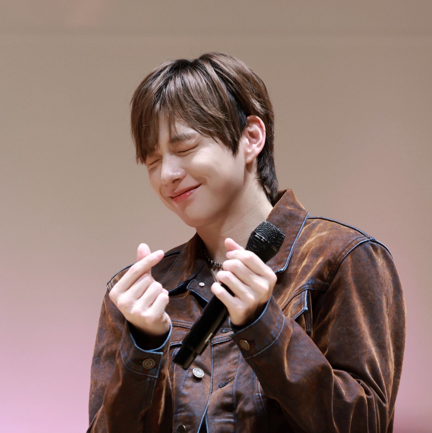 A moment captured by a fan of Secret Garden