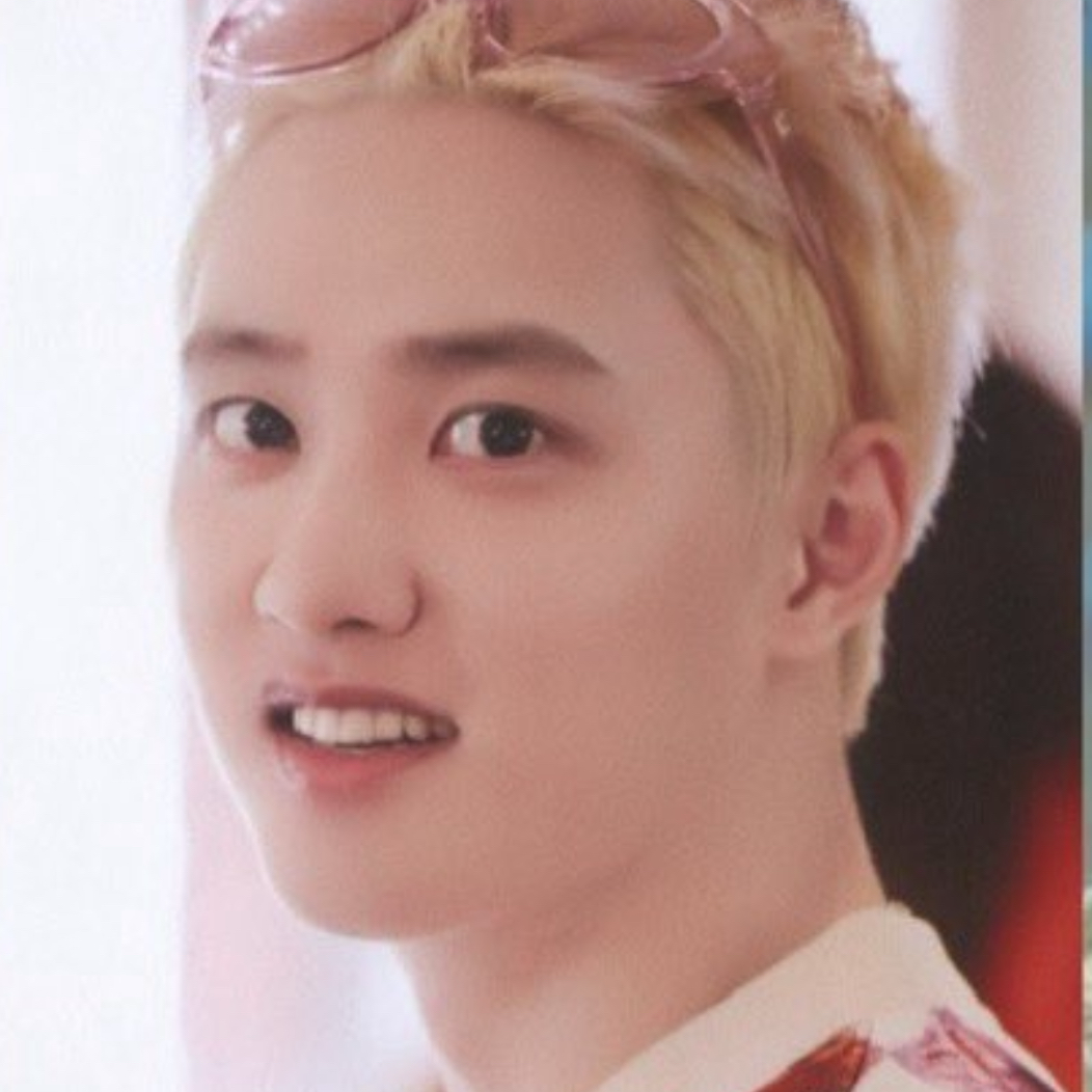 A moment captured by a fan of Doh Kyungsoo (D.O.)